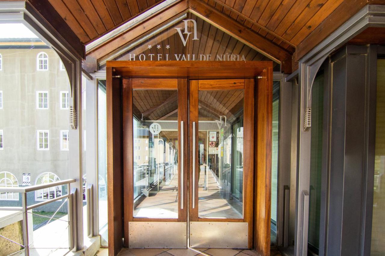 Hotel Vall De Nuria Queralbs Bagian luar foto